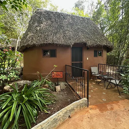 The Pickled Onion B&B And Restaurant Uxmal Santa Elena Exterior foto