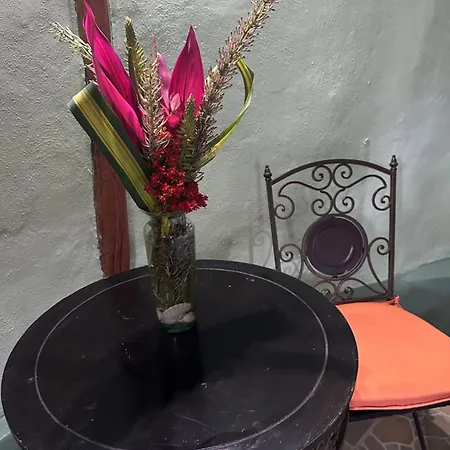 The Pickled Onion B&B And Restaurant Uxmal Santa Elena Exterior foto