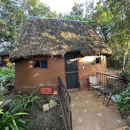 The Pickled Onion B&B And Restaurant Uxmal Santa Elena Exterior foto