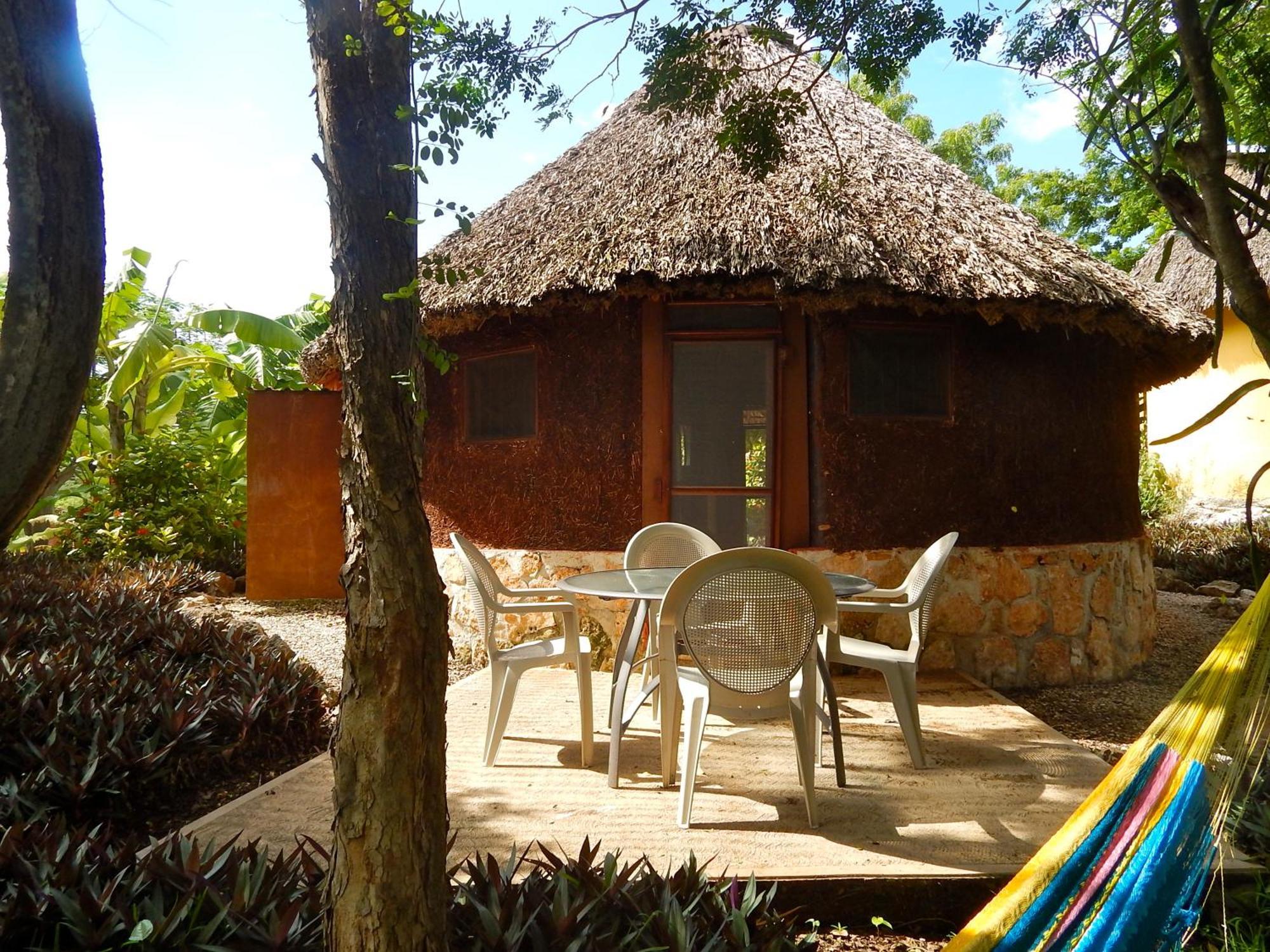 The Pickled Onion And Restaurant Uxmal 3*