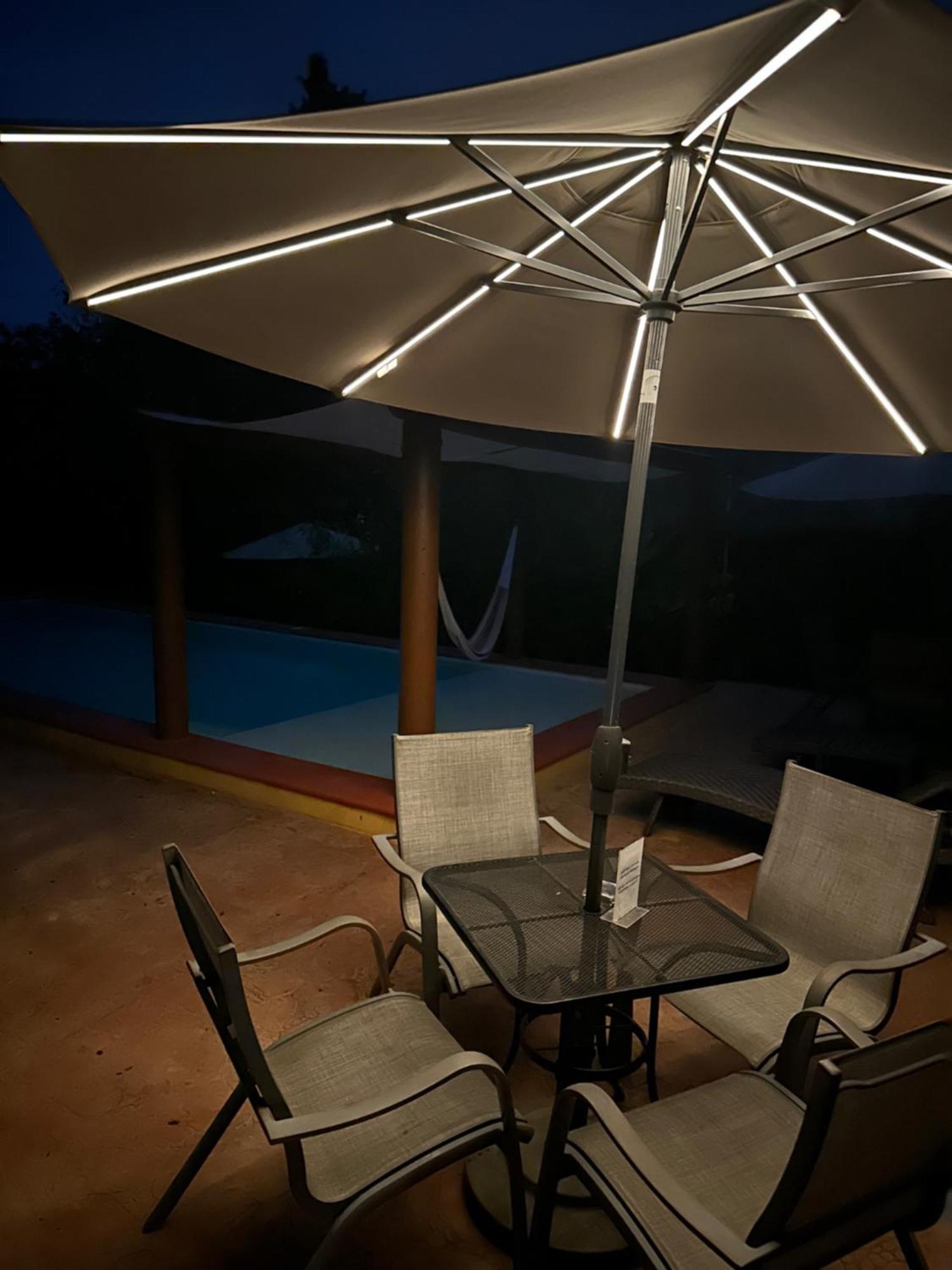The Pickled Onion And Restaurant Uxmal 3* Santa Elena